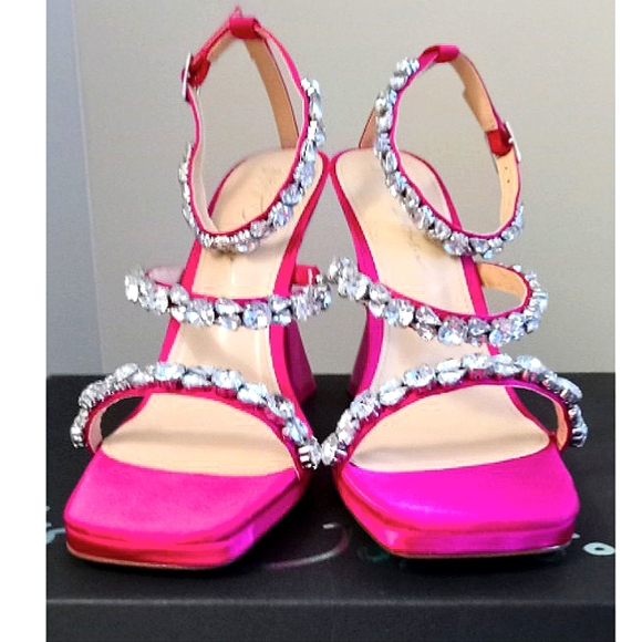 Betsey Johnson Perry Sandals Size 8 - Picture 6 of 13